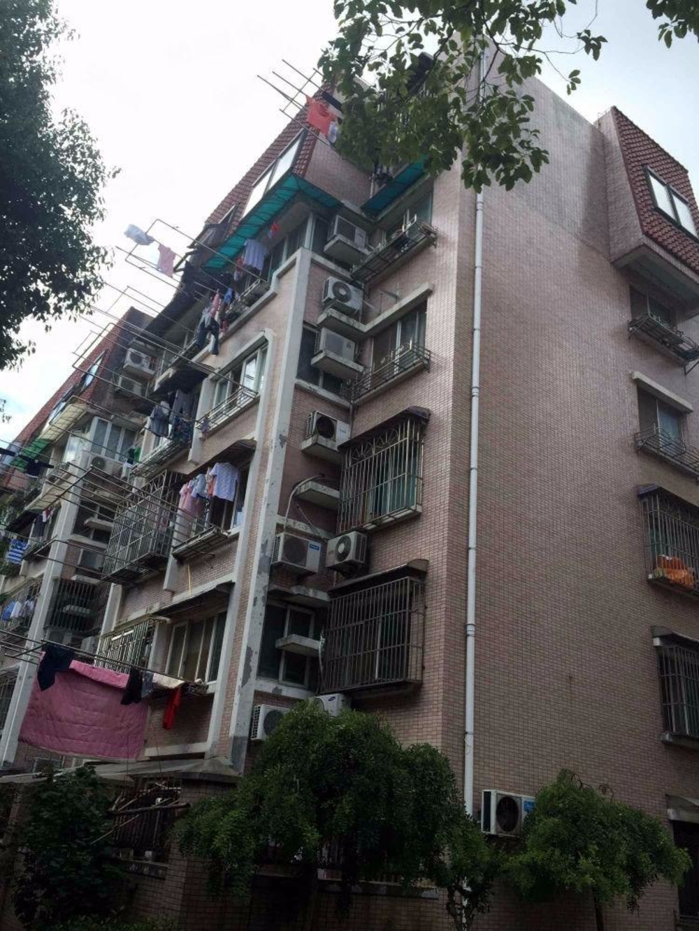 上海峨海小区二手房房源图片