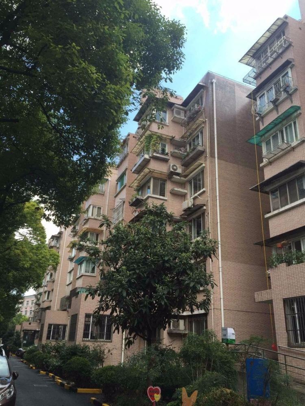 上海峨海小区二手房房源图片