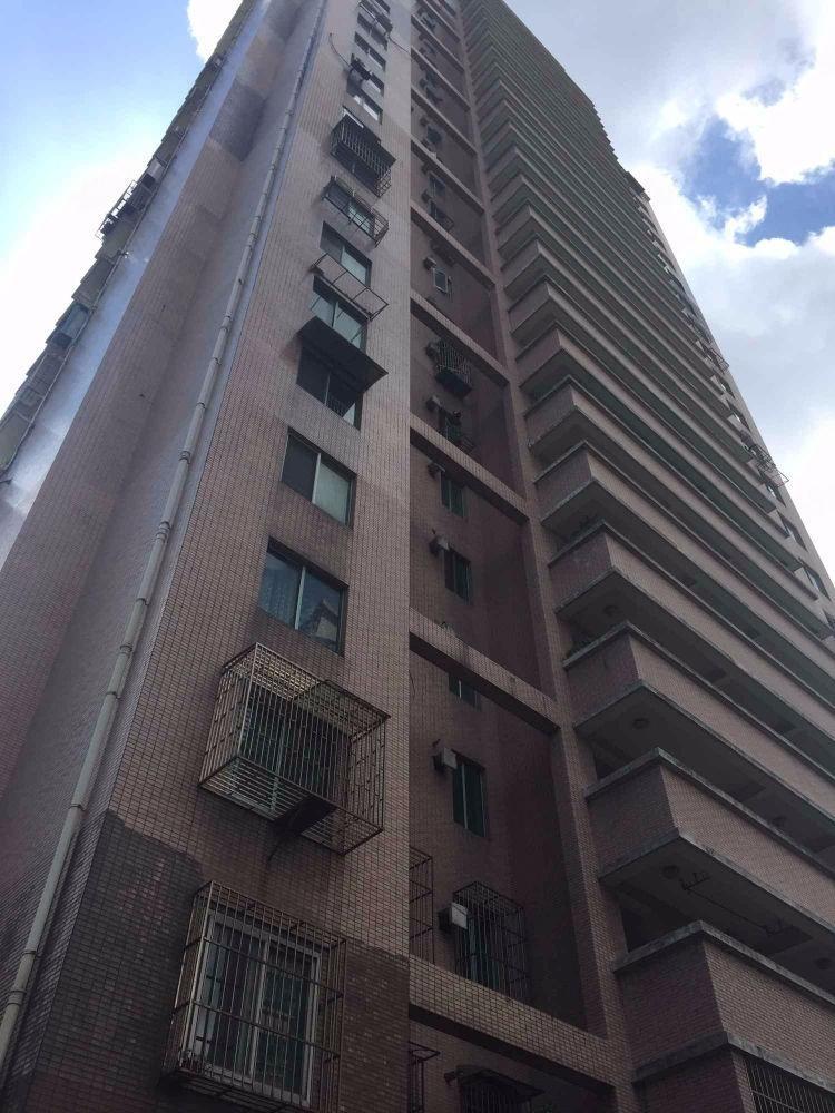 上海峨海小区二手房房源图片