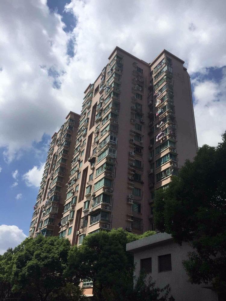 上海峨海小区二手房房源图片