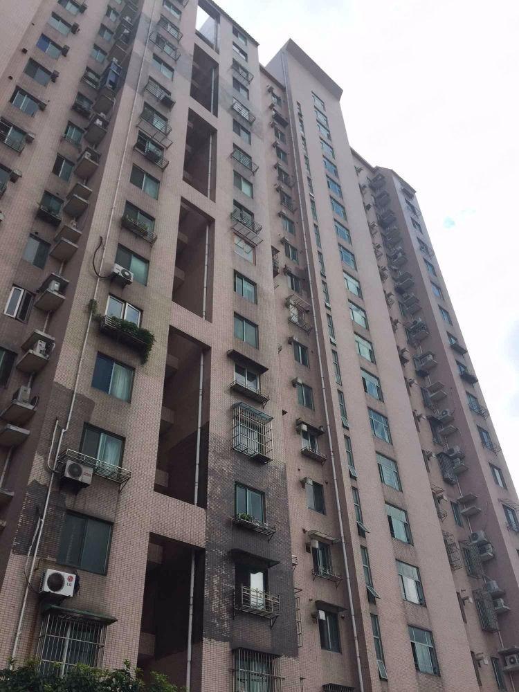 上海峨海小区二手房房源图片