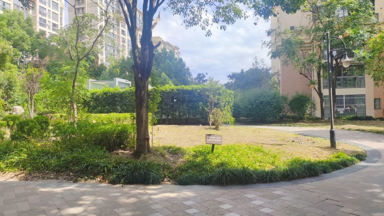 上海绿地崴廉公寓二手房房源图片