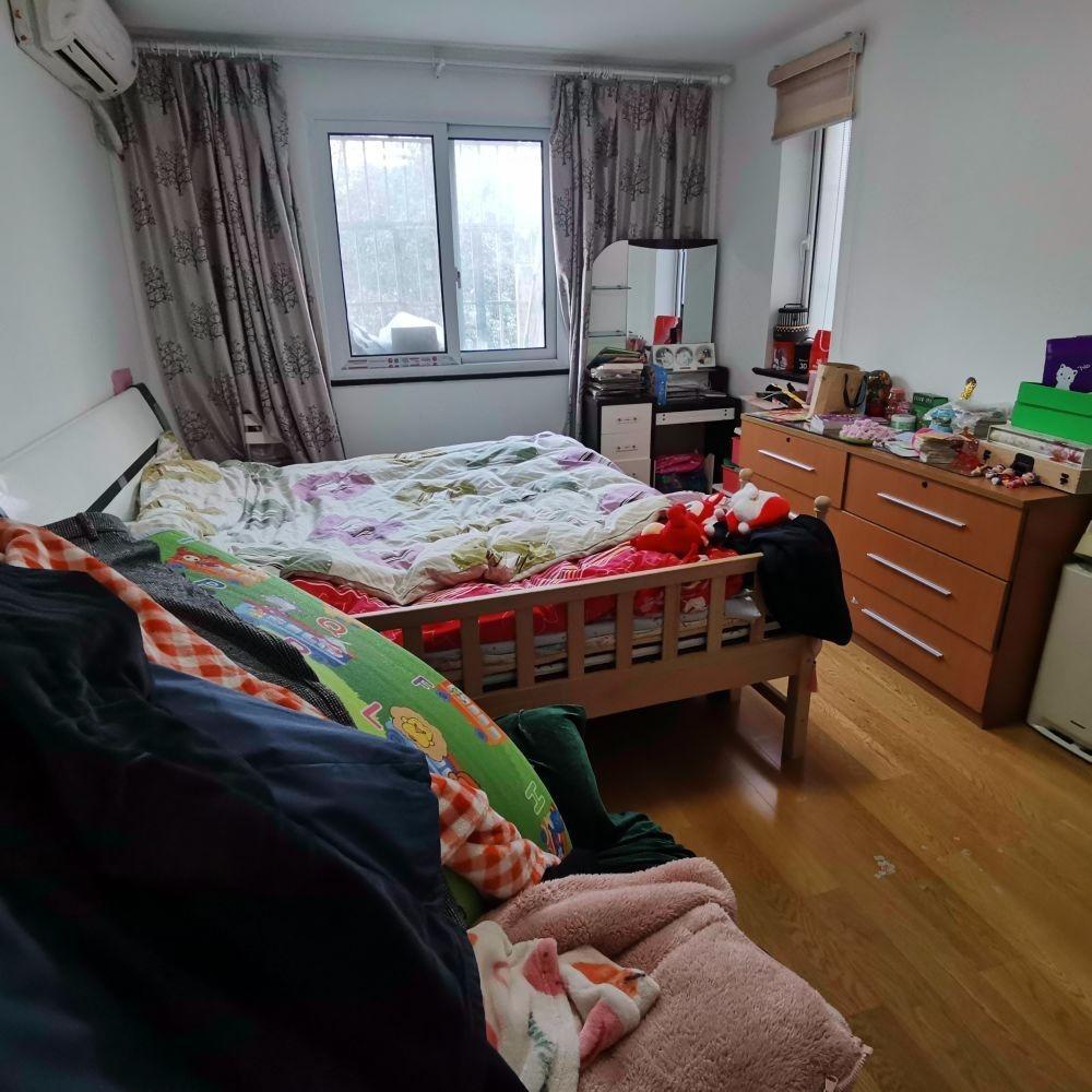 上海华山花苑二手房房源图片