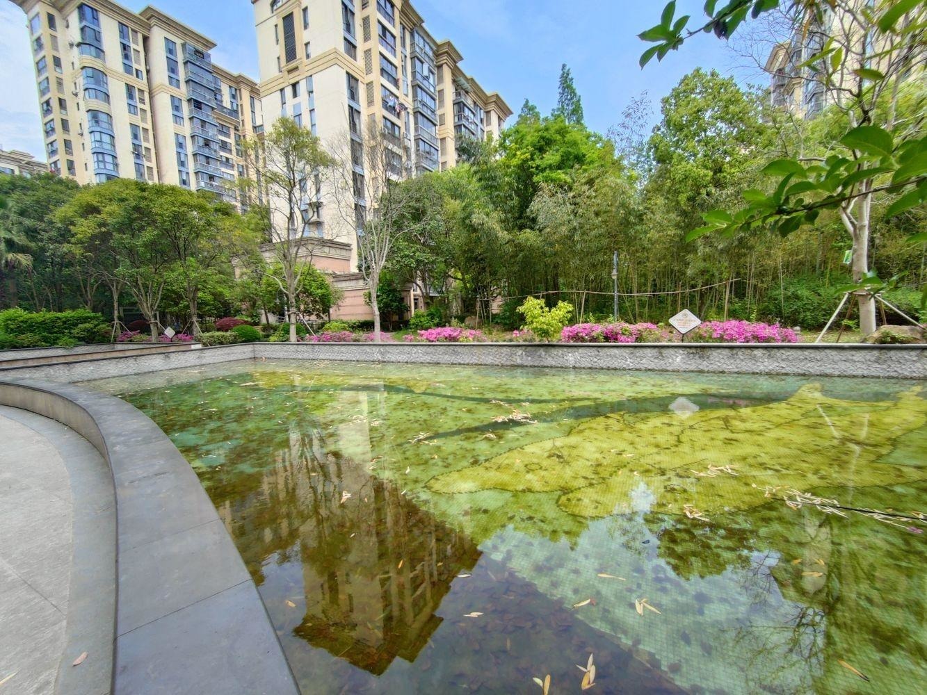 上海绿地崴廉公寓二手房房源图片