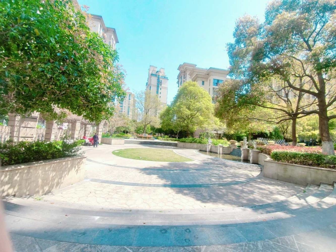 上海绿地崴廉公寓二手房房源图片