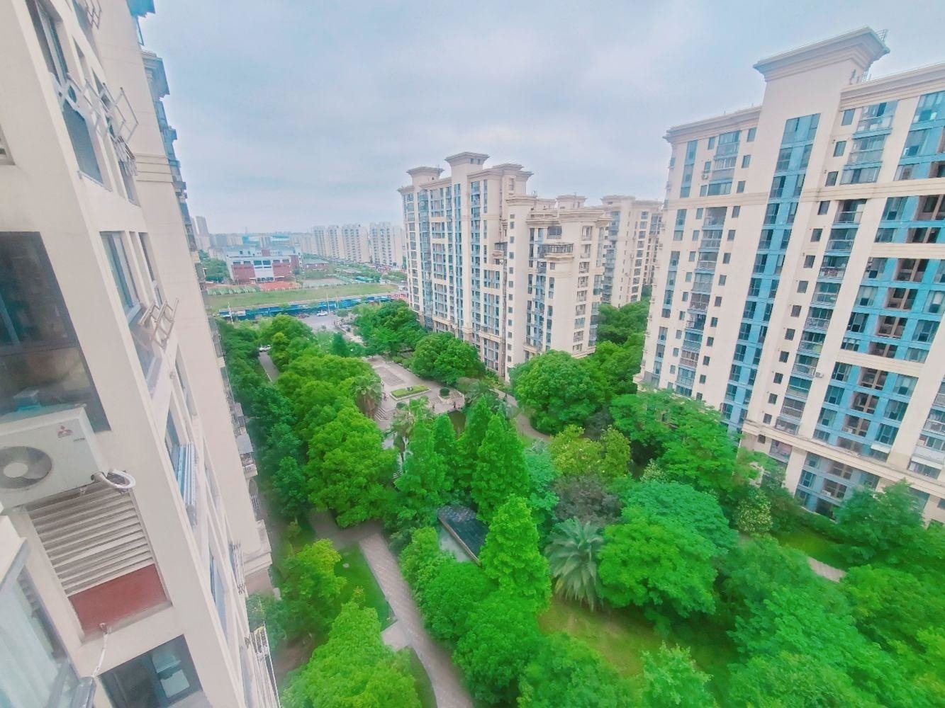 上海绿地崴廉公寓二手房房源图片