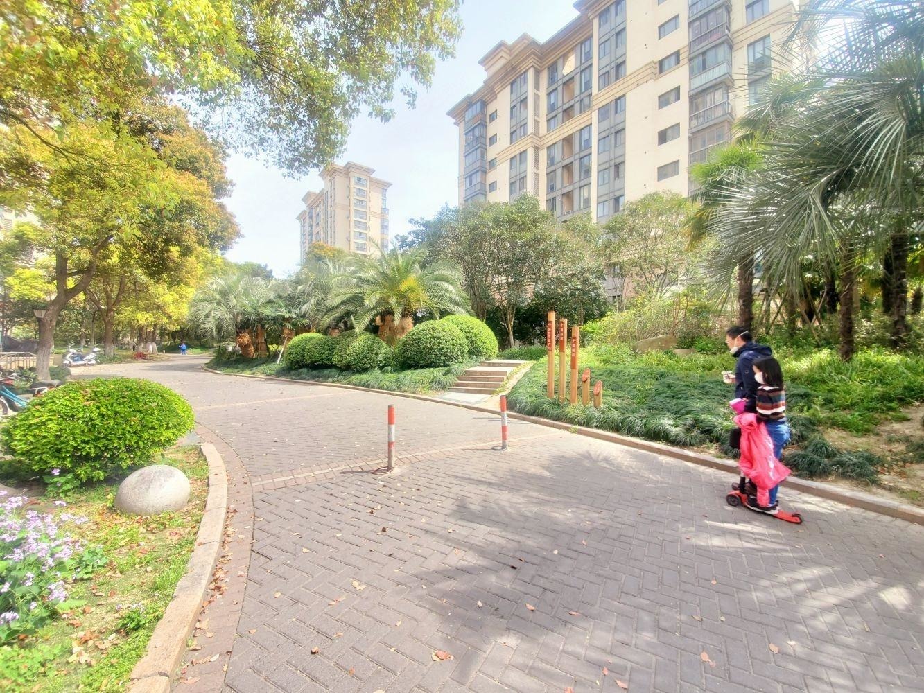 上海绿地崴廉公寓二手房房源图片