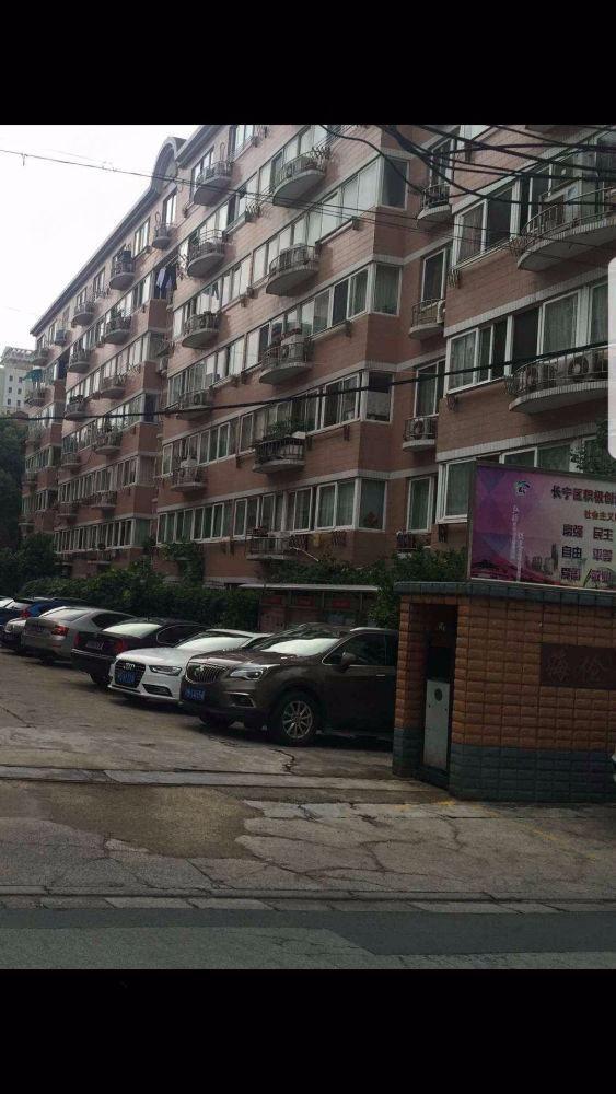 上海长宁路1488弄小区二手房房源图片