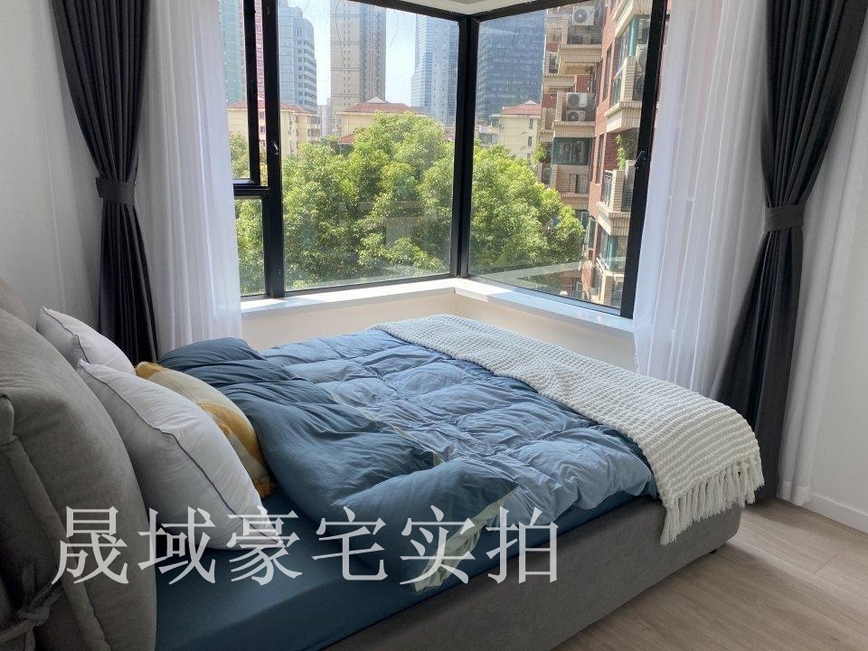 上海徐家汇花园二手房房源图片