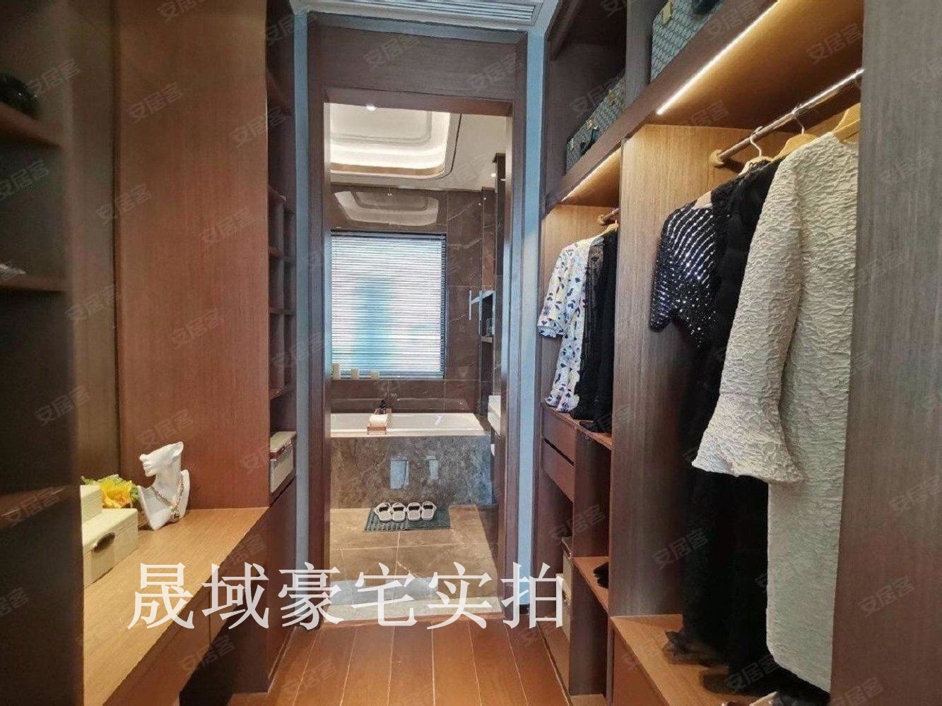 上海宝华紫薇花园二手房房源图片