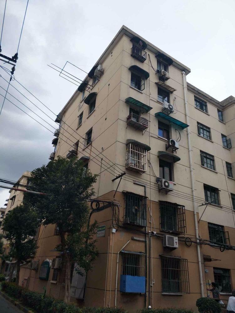 上海临汾路1564弄小区二手房房源图片