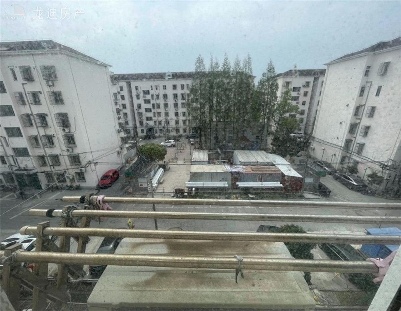 上海银凤小区二手房房源图片