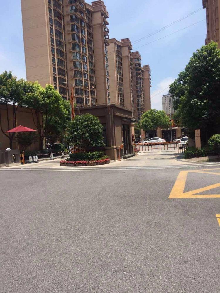 上海合景叠翠峰(二期)二手房房源图片