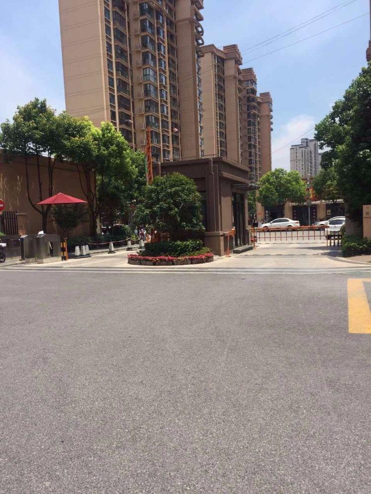 上海合景叠翠峰(二期)二手房房源图片