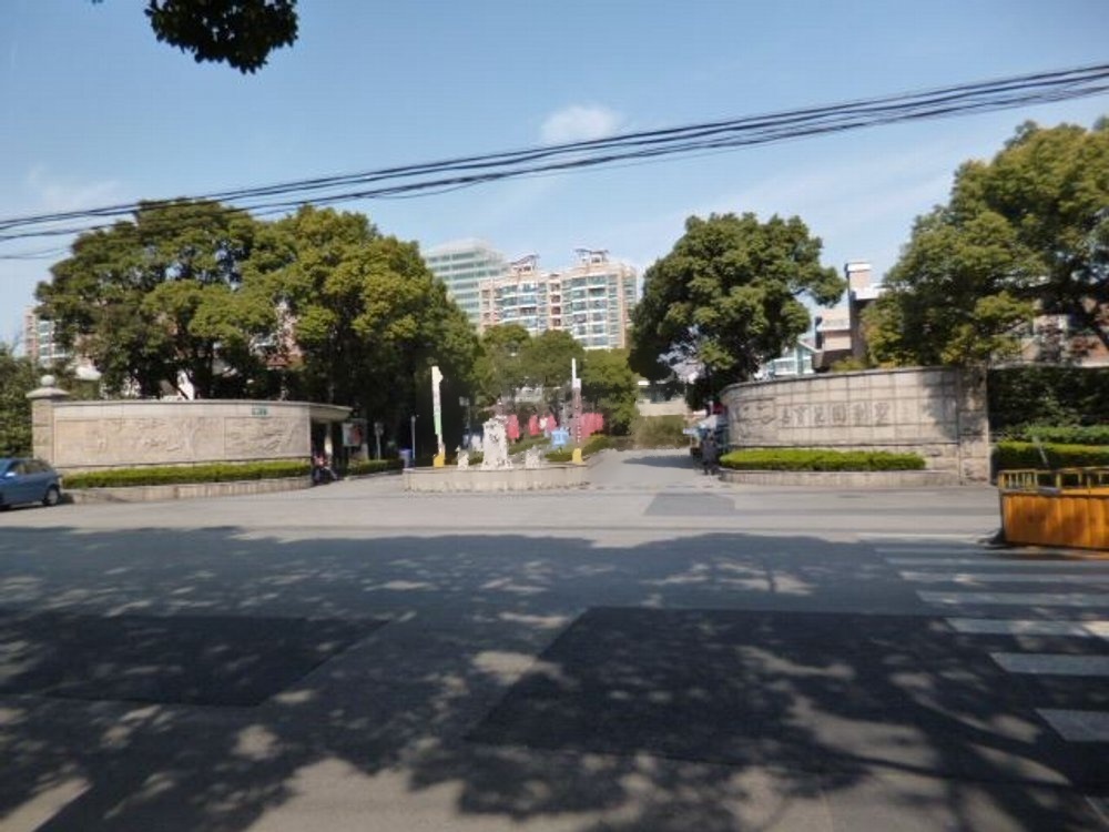 上海嘉宝公寓二手房房源图片
