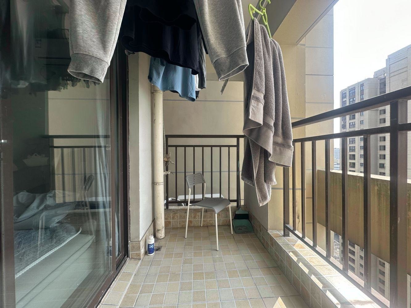 上海徐汇世家花园二手房房源图片