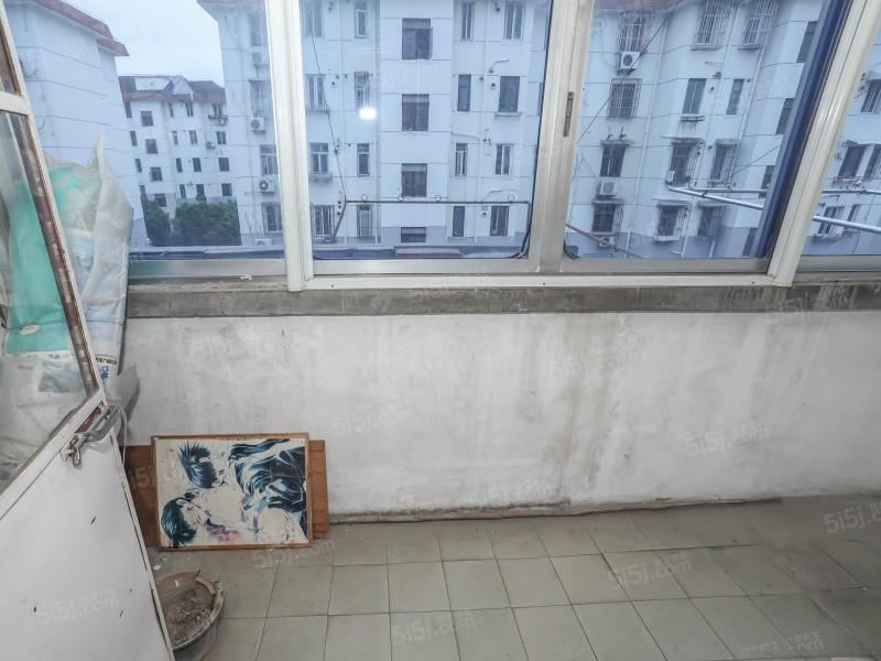 上海南苑一村二手房房源图片