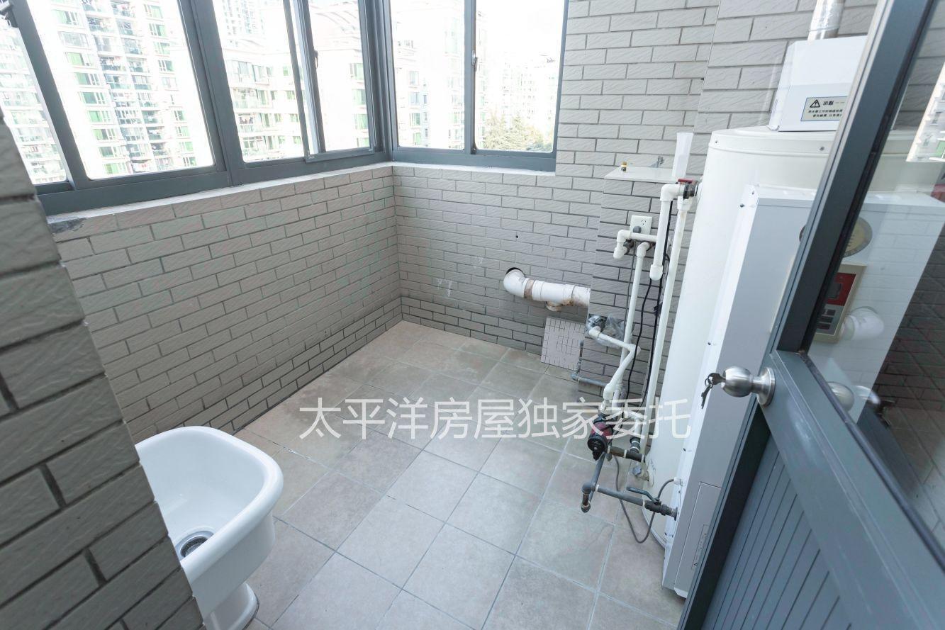 上海海上名门公寓二手房房源图片