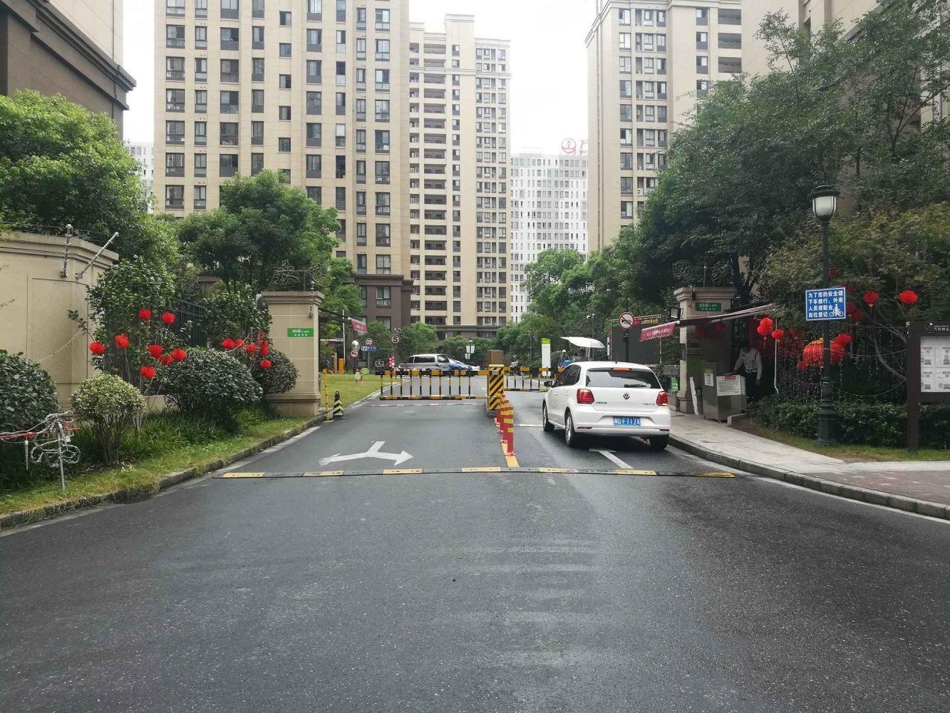 上海信达蓝爵二手房房源图片