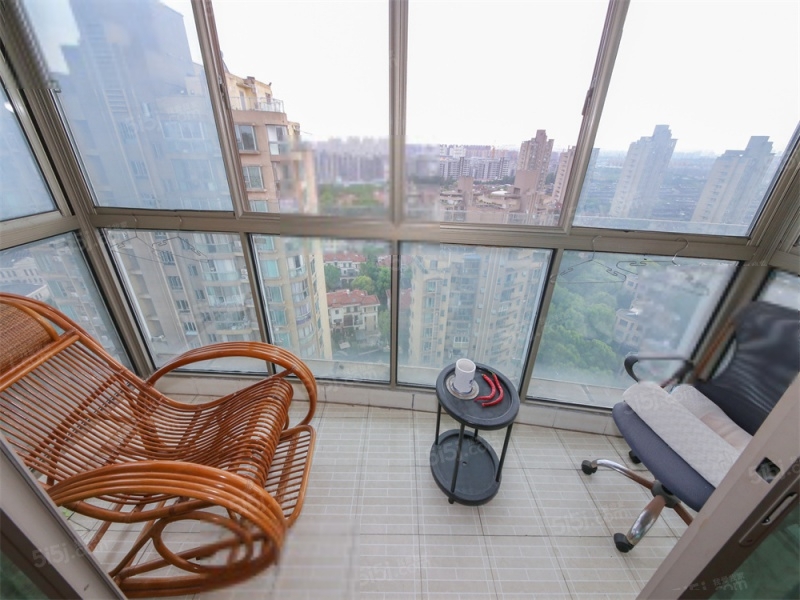 上海大华锦绣华城十六街区二手房房源图片