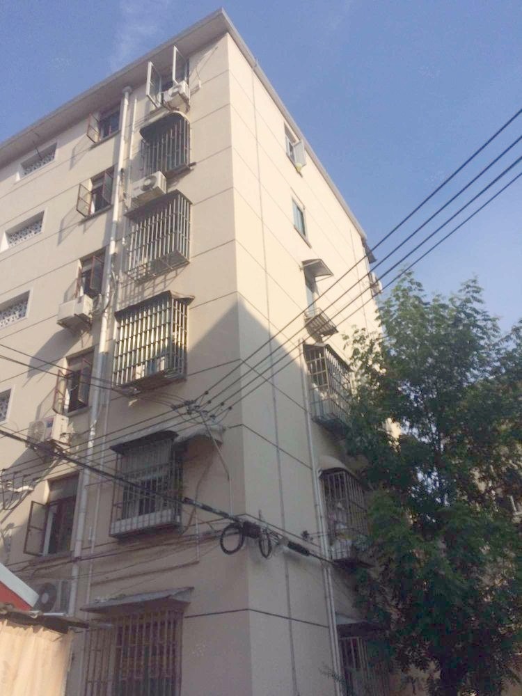 上海岳阳路77弄小区二手房房源图片