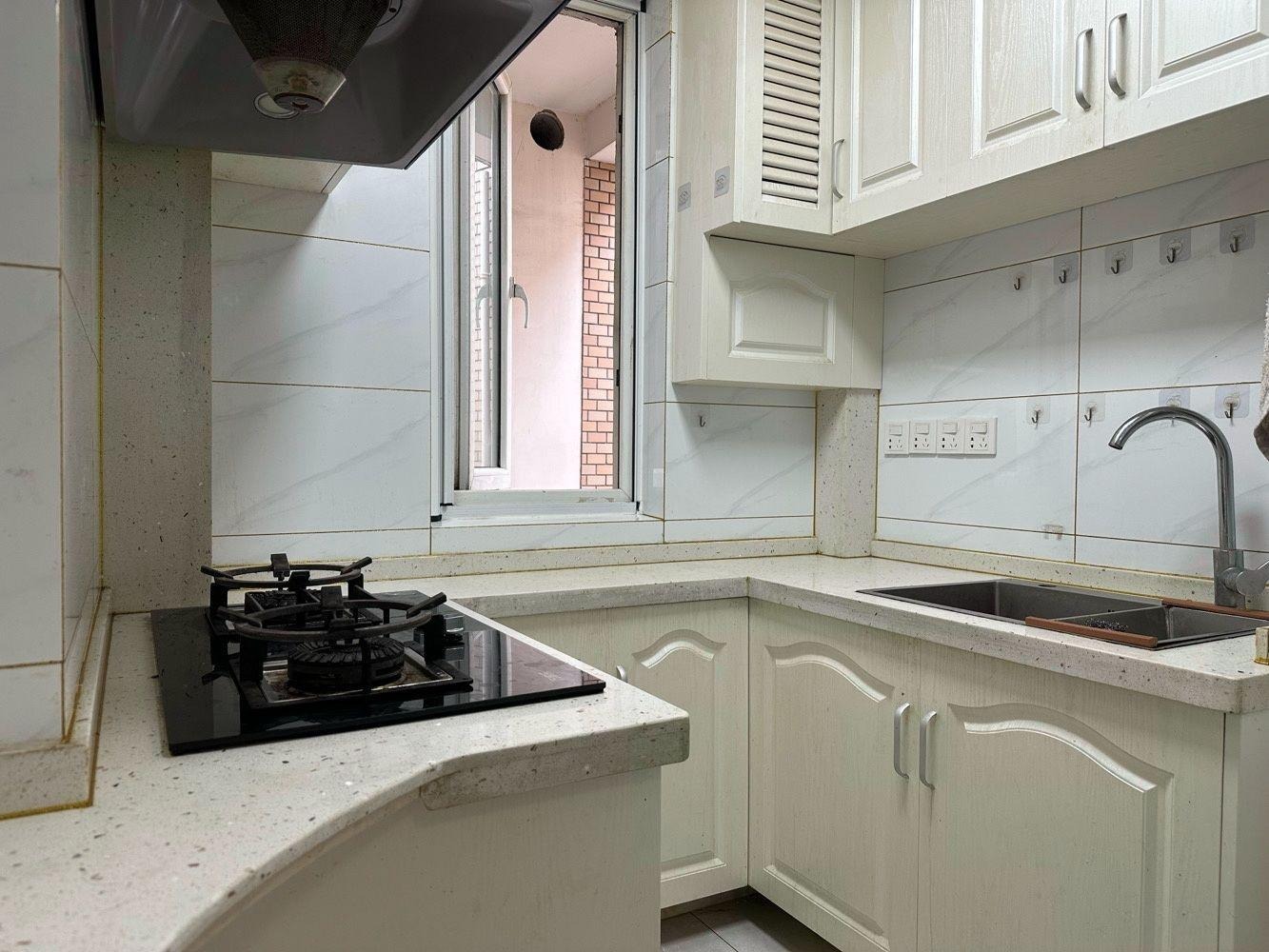 上海保利海上五月花(公寓住宅)二手房房源图片