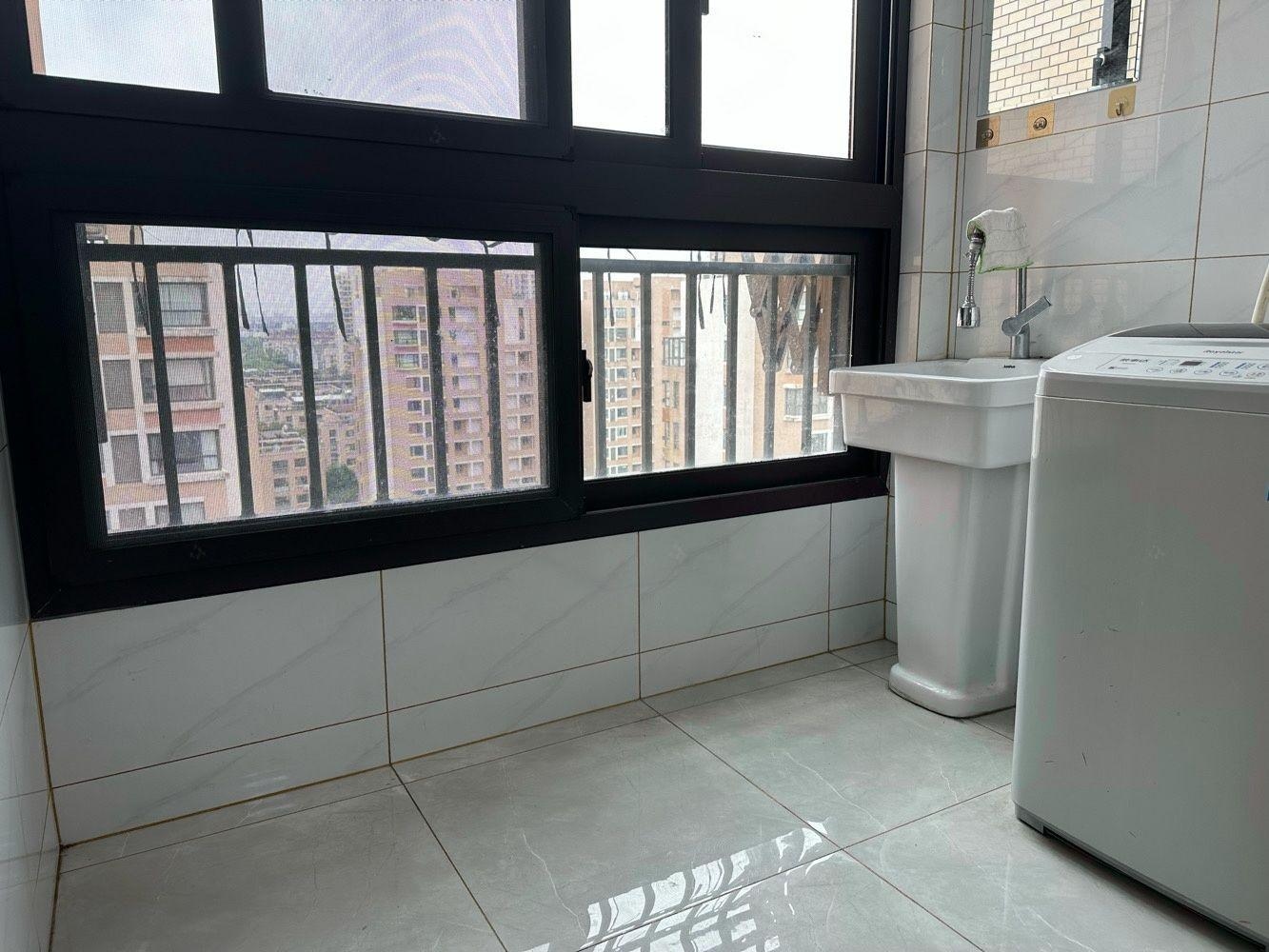 上海保利海上五月花(公寓住宅)二手房房源图片