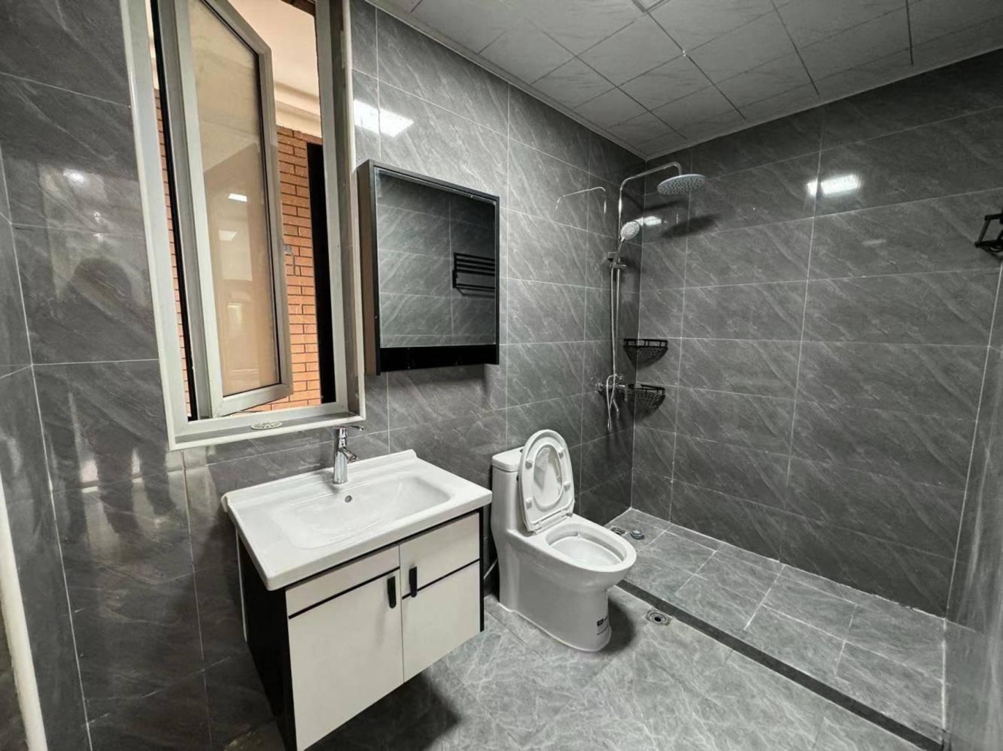 上海汇丰凯苑二手房房源图片