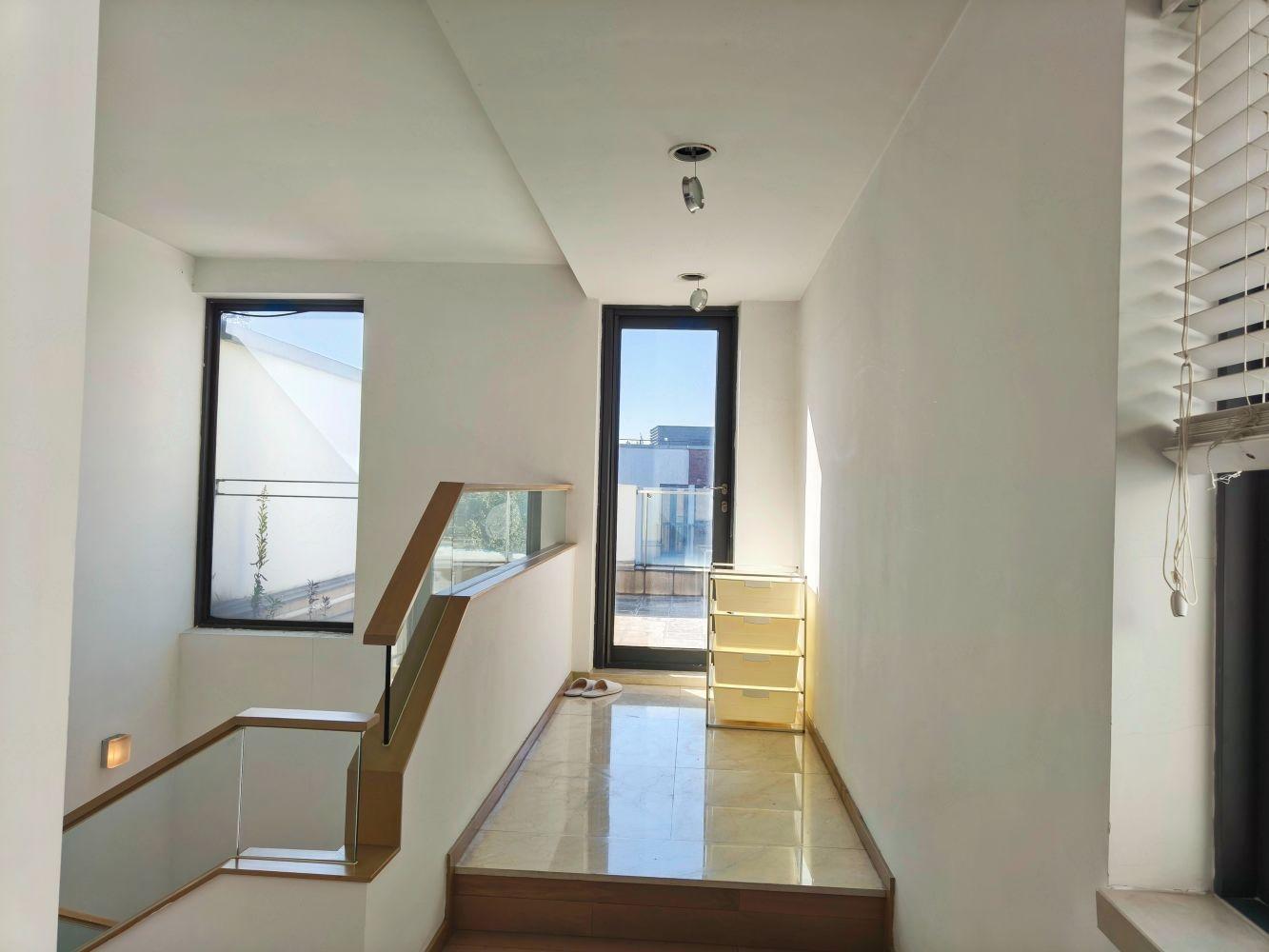 上海林茵湖畔园西区(别墅)二手房房源图片