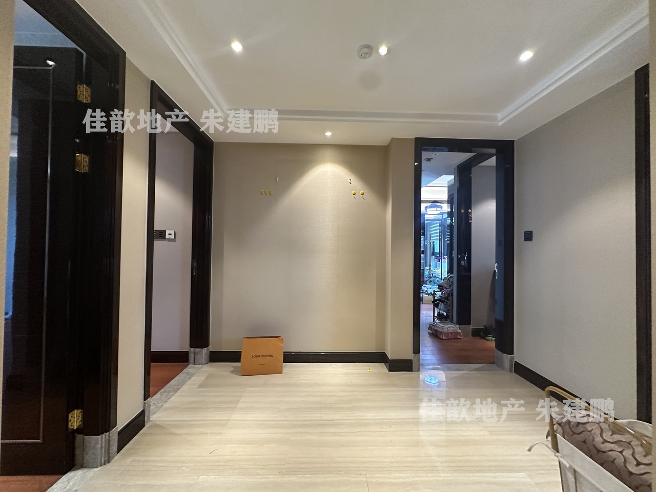 上海淡水湾花园二手房房源图片