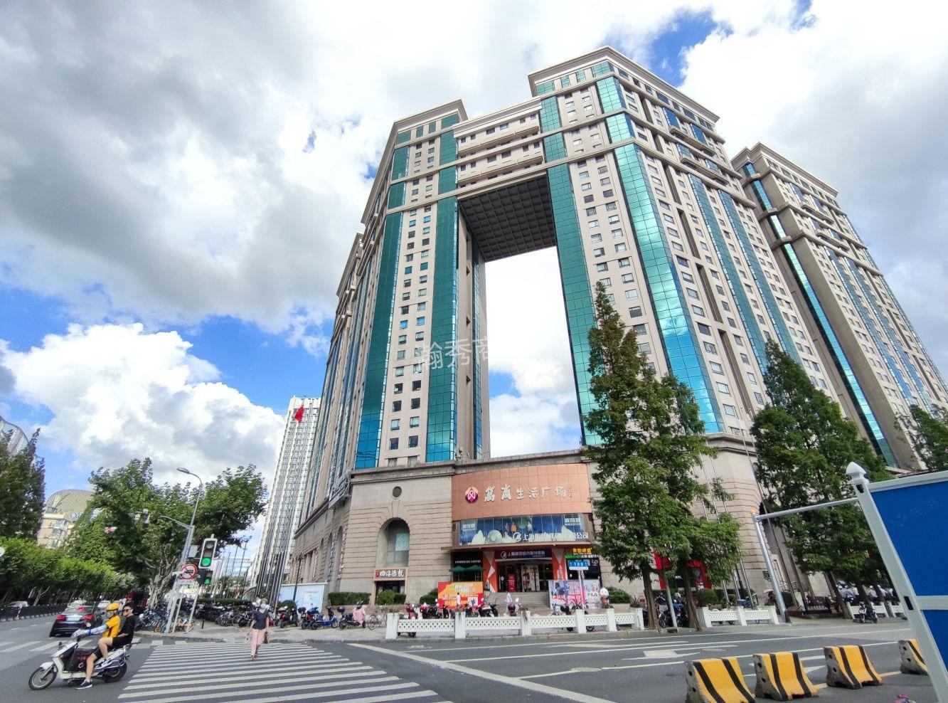 上海光大会展中心二手房房源图片