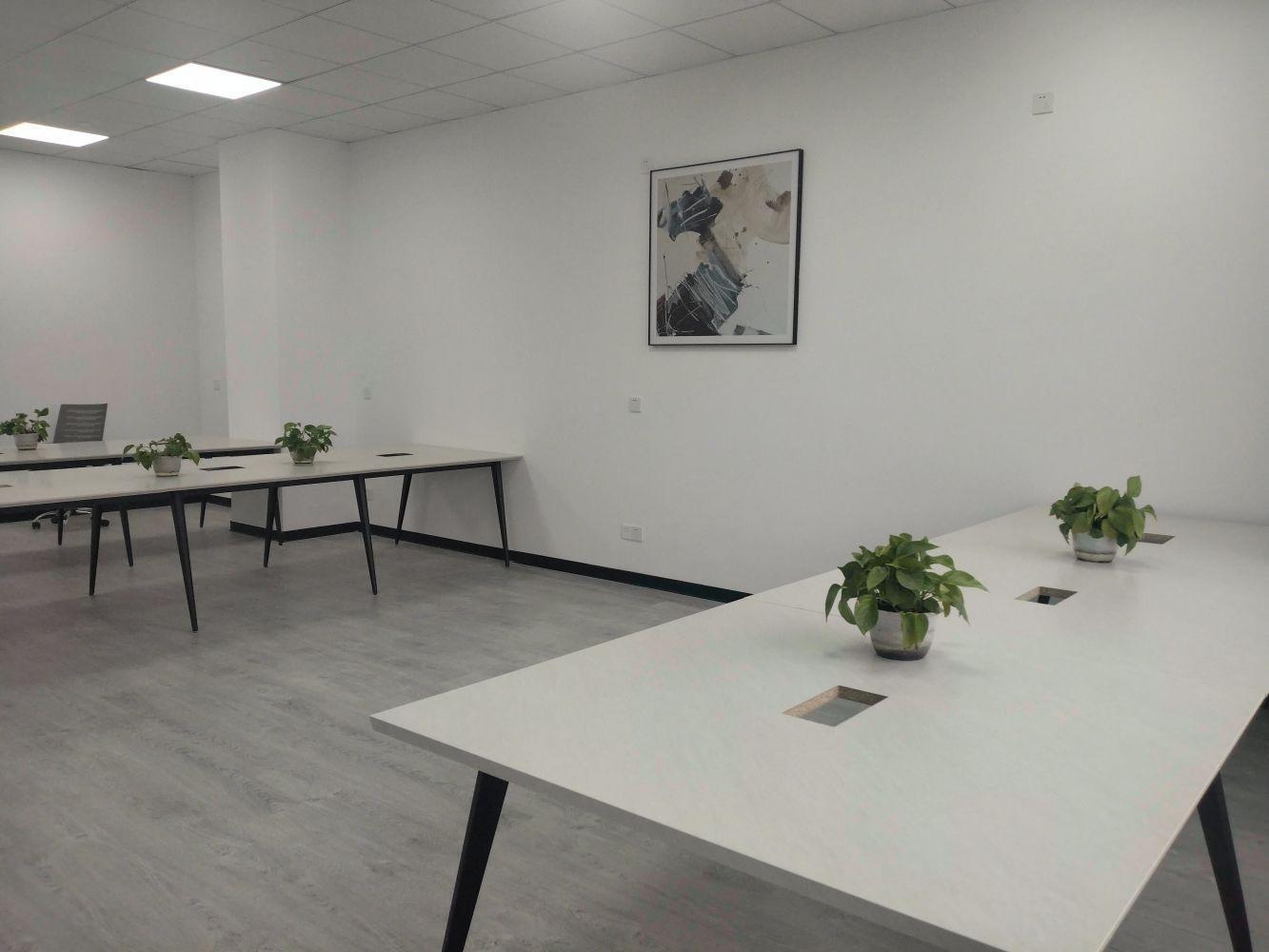 上海宝钢浦东国贸大厦二手房房源图片