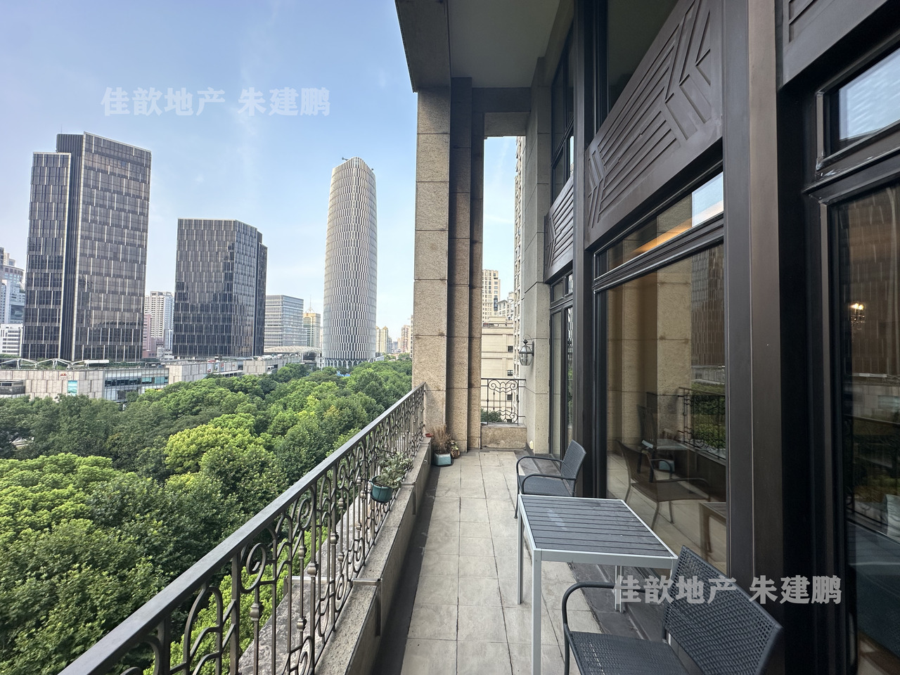 上海翠湖天地御苑二手房房源图片