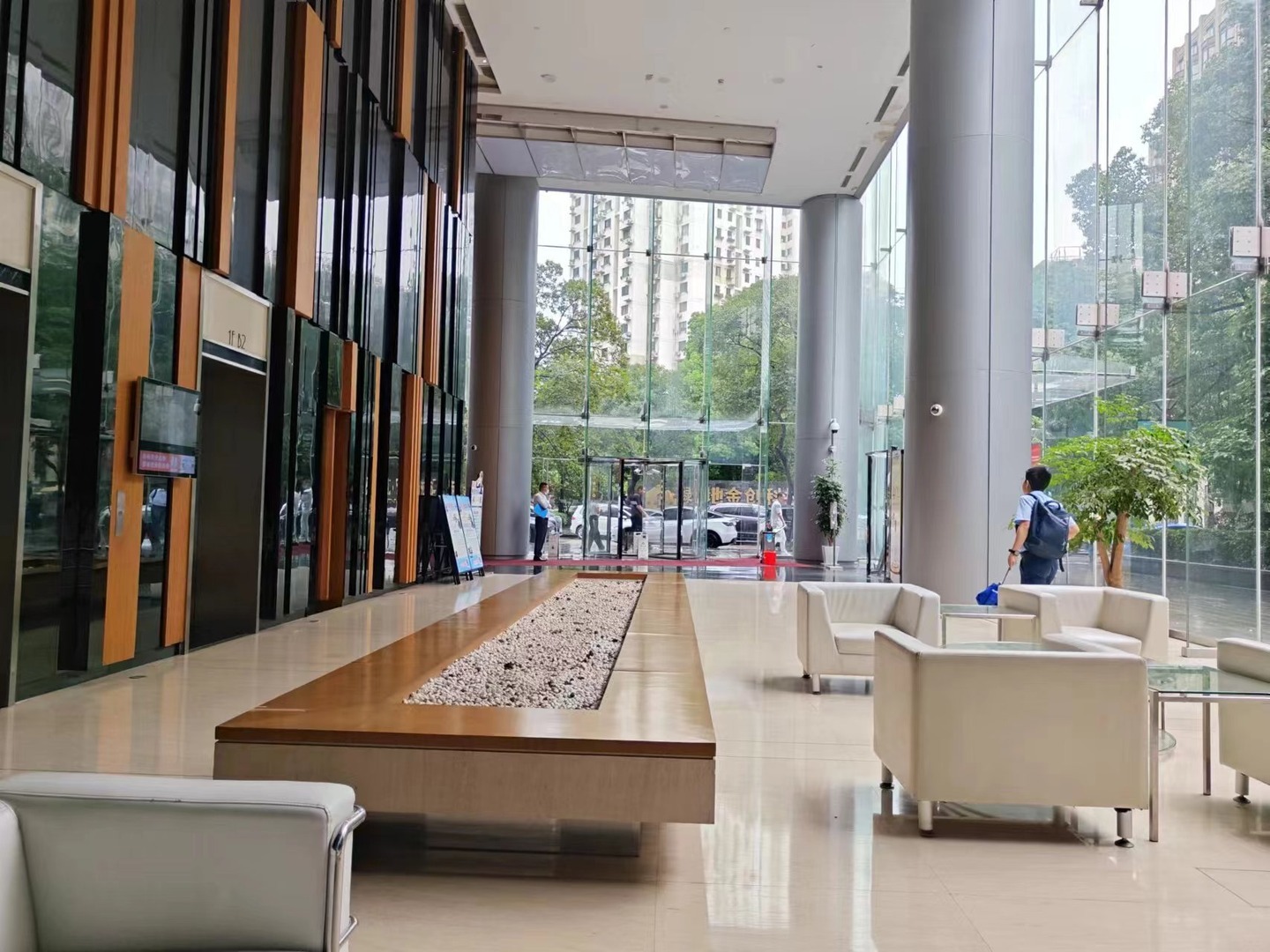 上海绿地海外滩中心二手房房源图片