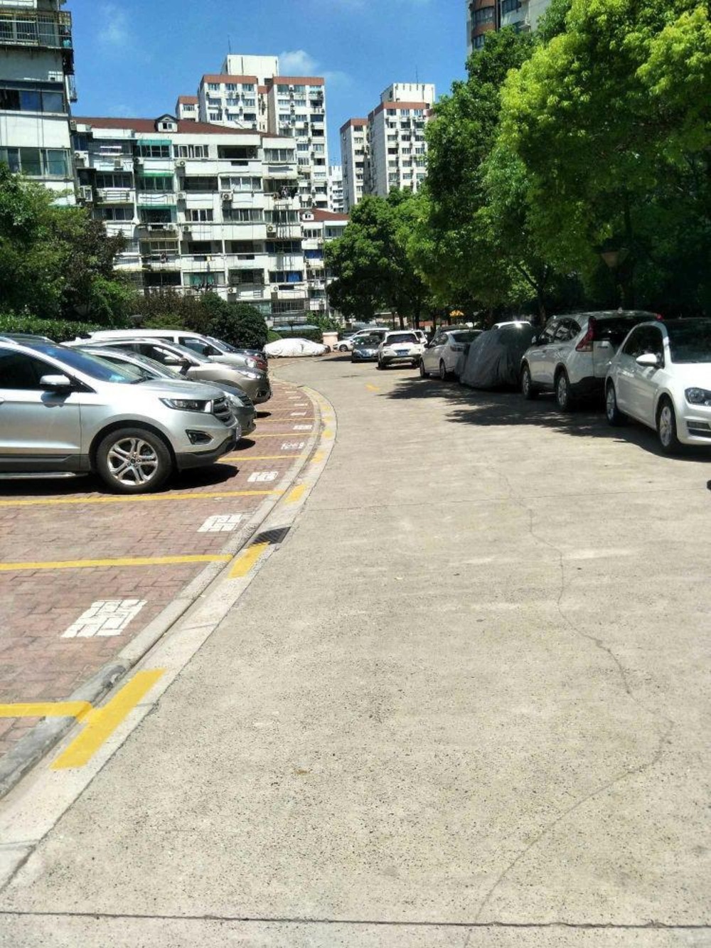 上海徐汇公寓二手房房源图片