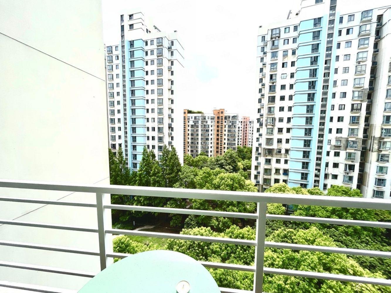 上海漕溪路258号楼二手房房源图片