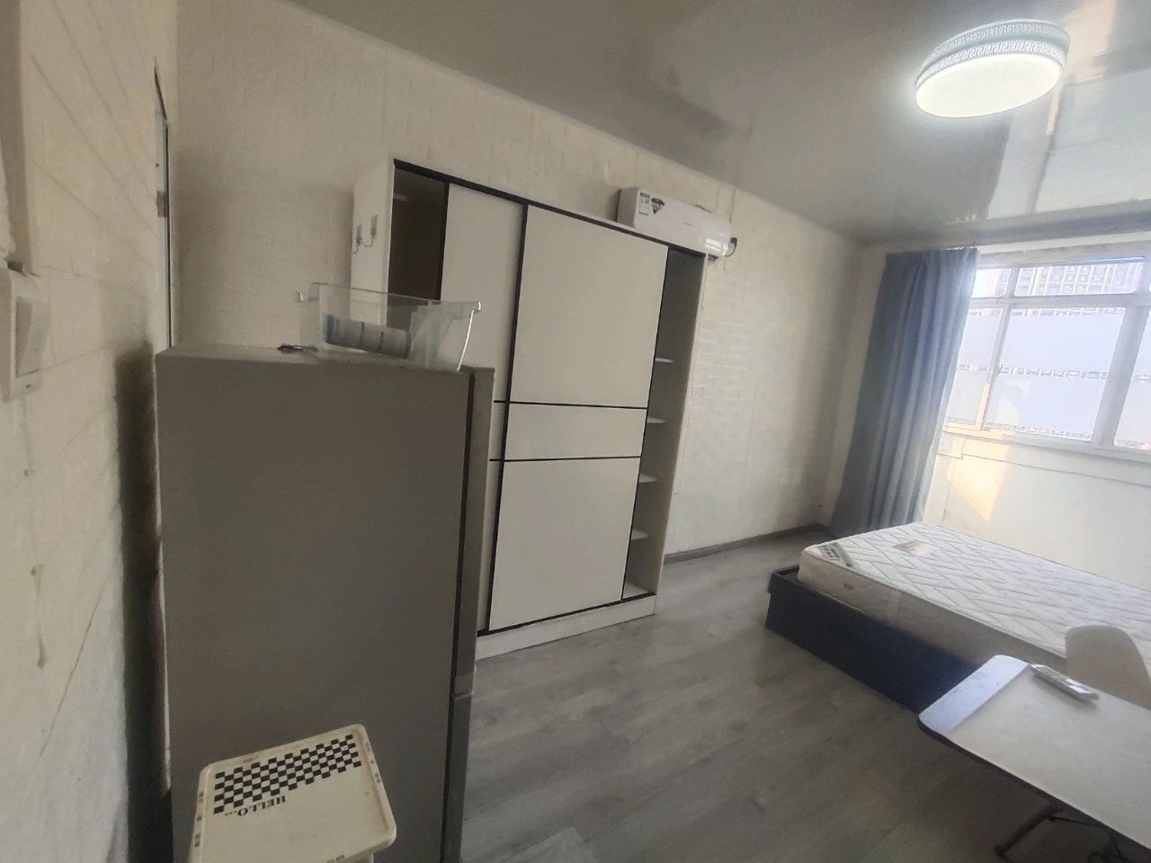 上海新闸路272-280号小区二手房房源图片