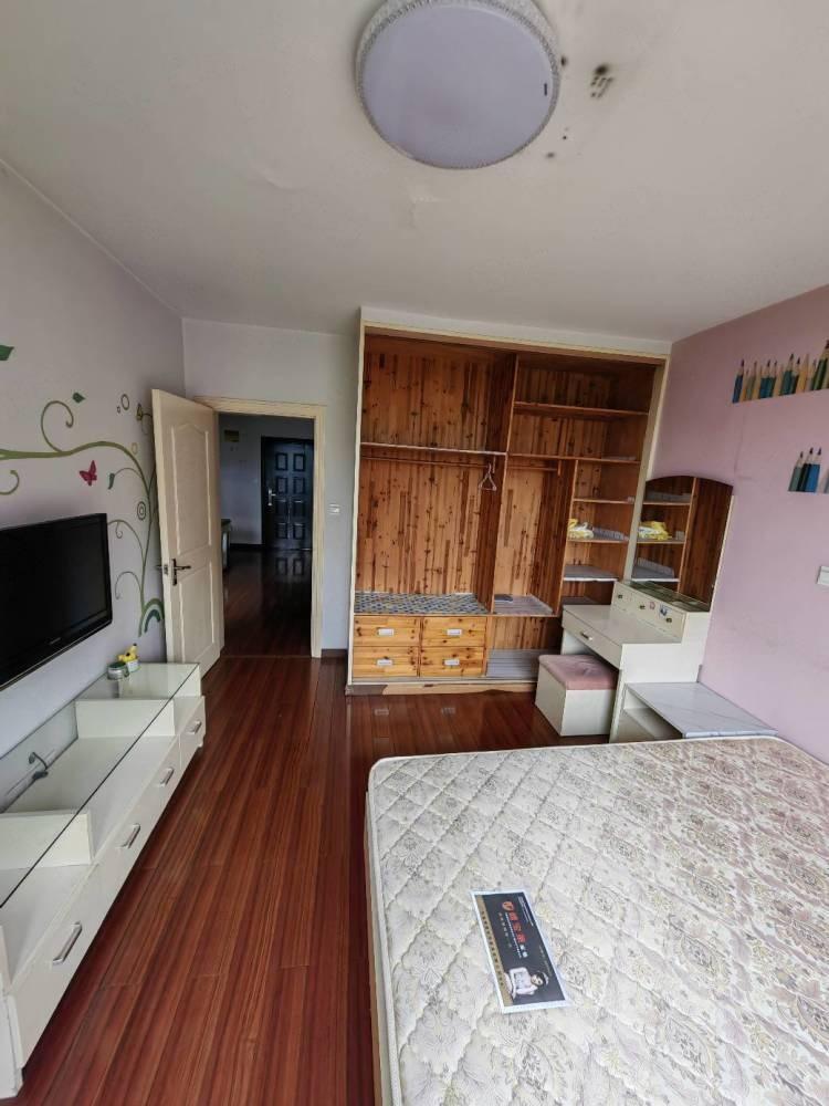 上海保利海上五月花(公寓住宅)二手房房源图片