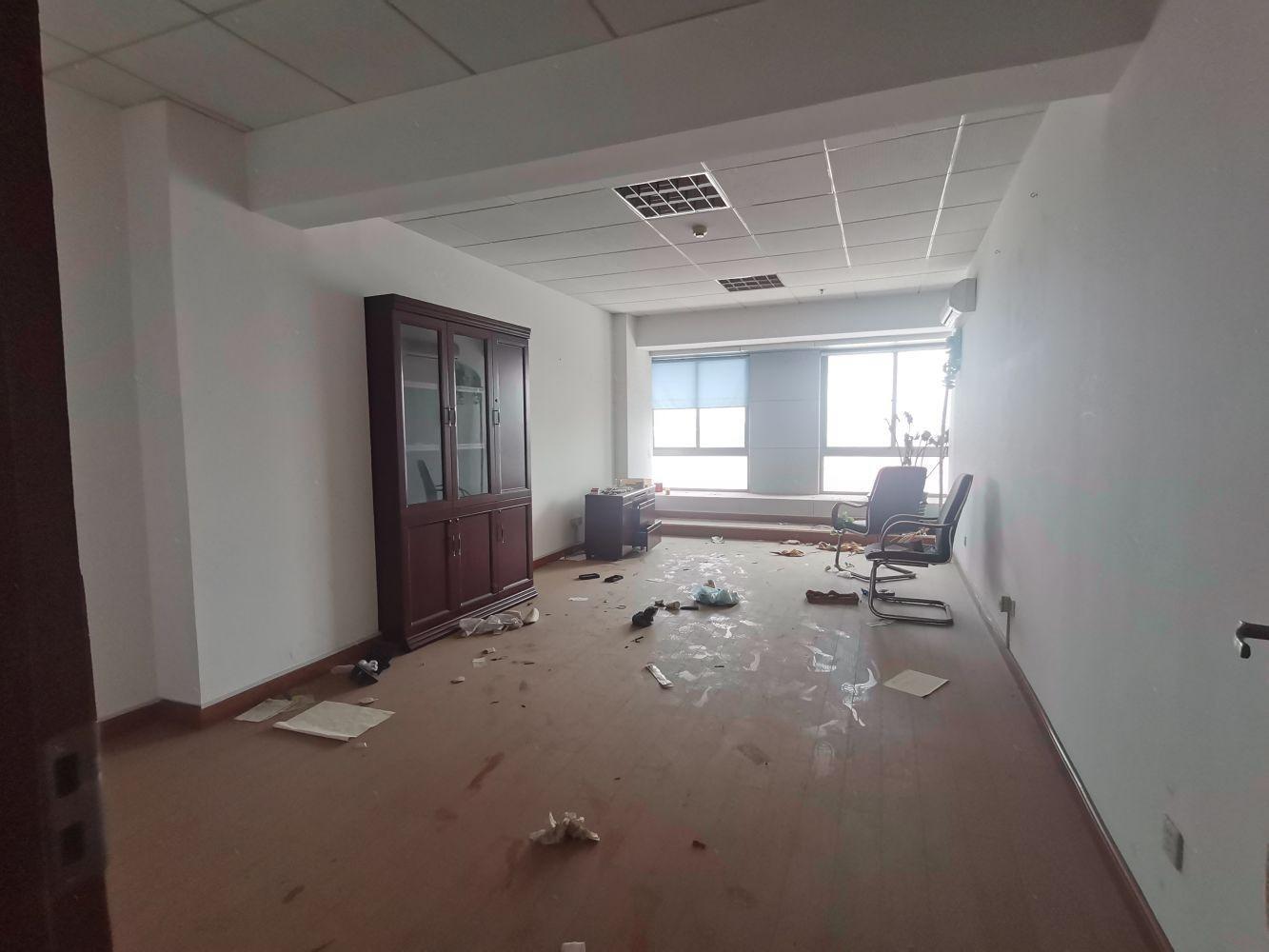 上海逸仙大厦二手房房源图片