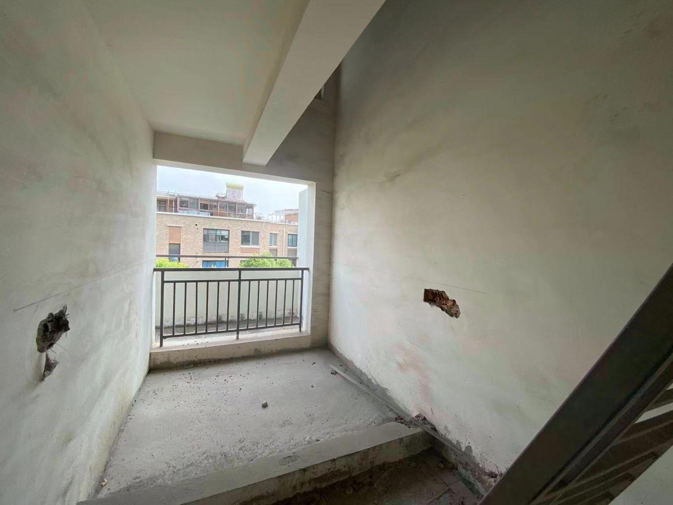 上海保利海上五月花(公寓住宅)二手房房源图片