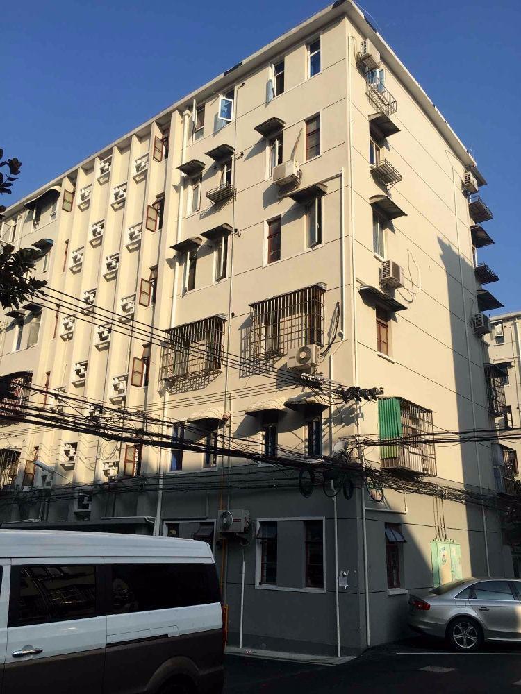上海洛川中路1100弄小区二手房房源图片