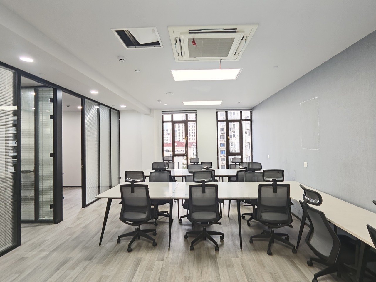 上海沪港国际大厦二手房房源图片