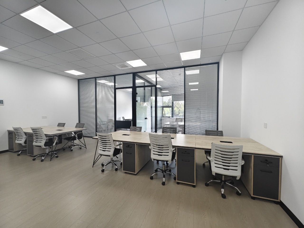 上海宝钢浦东国贸大厦二手房房源图片