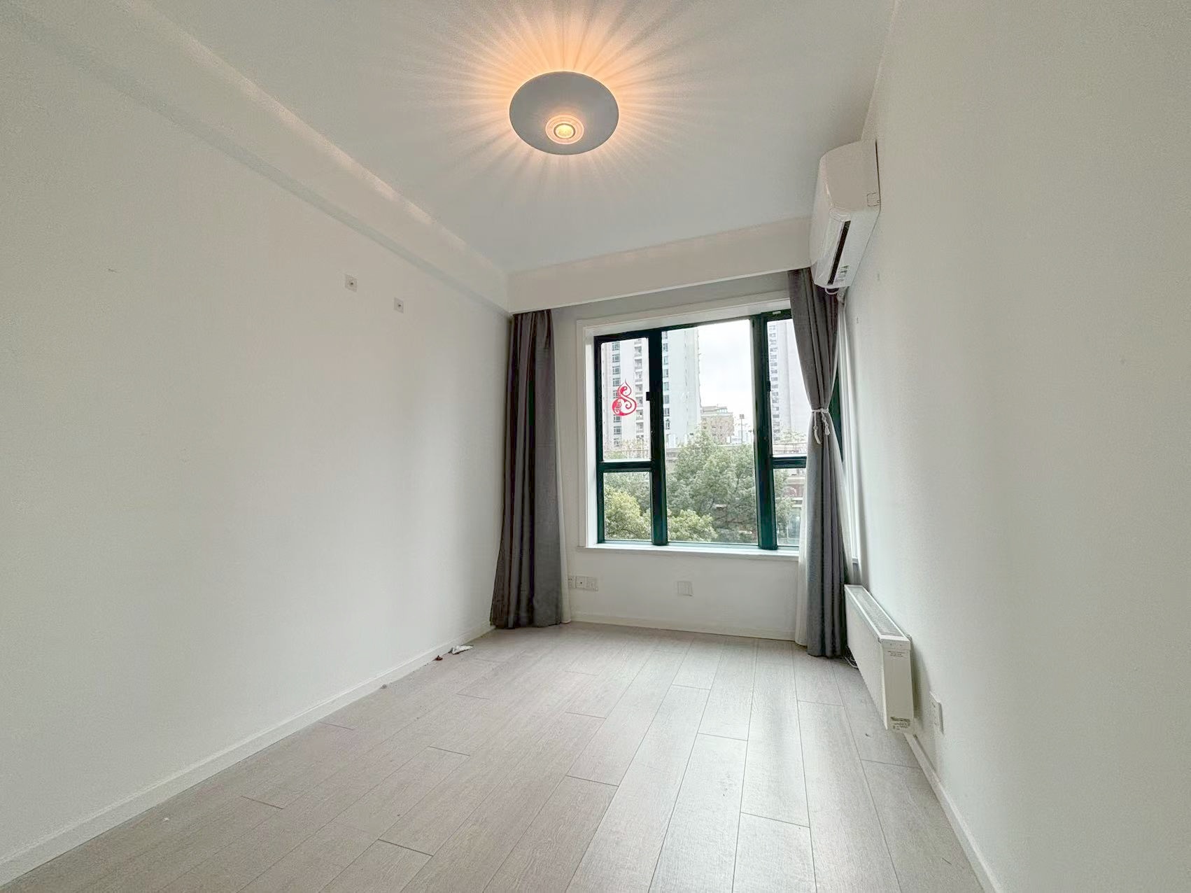 上海东方剑桥御庭苑二手房房源图片