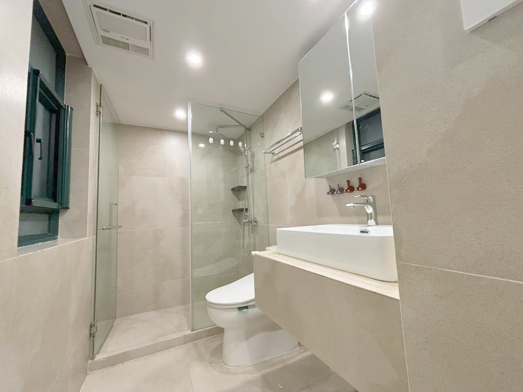 上海东方剑桥御庭苑二手房房源图片