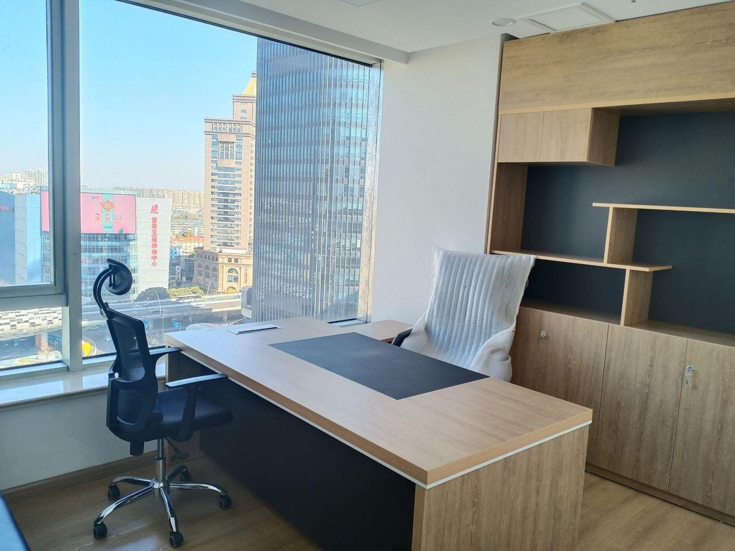 上海蓝天大厦二手房房源图片