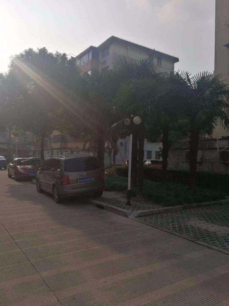 上海人民小区二手房房源图片