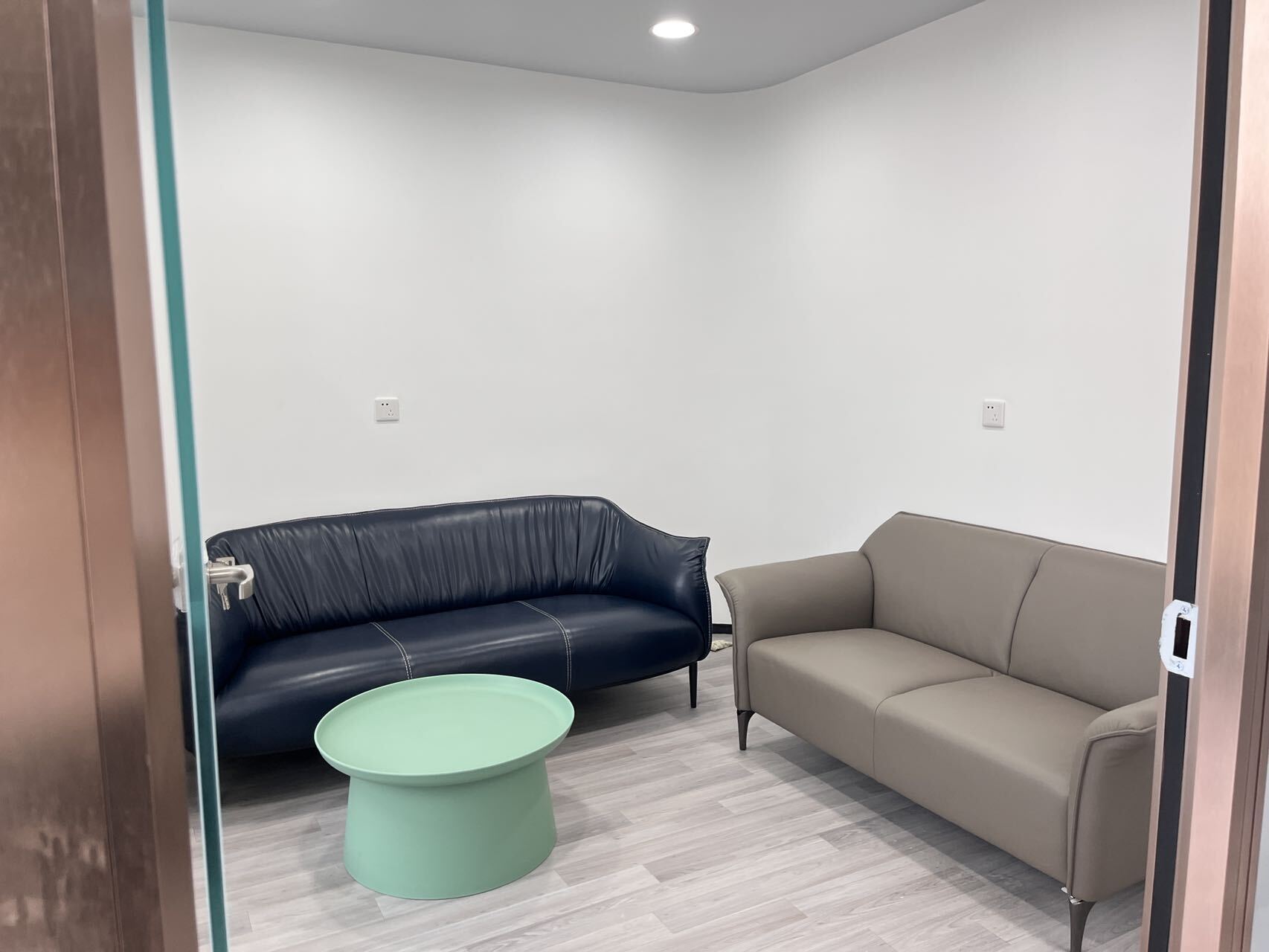 上海沪港国际大厦二手房房源图片