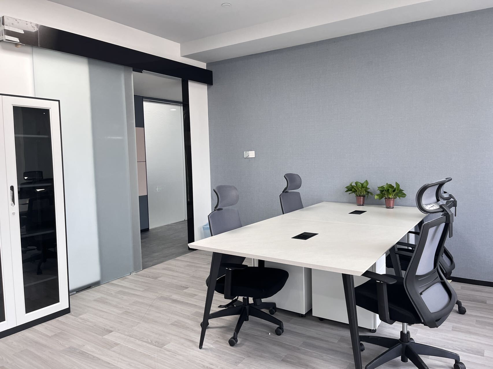 上海沪港国际大厦二手房房源图片