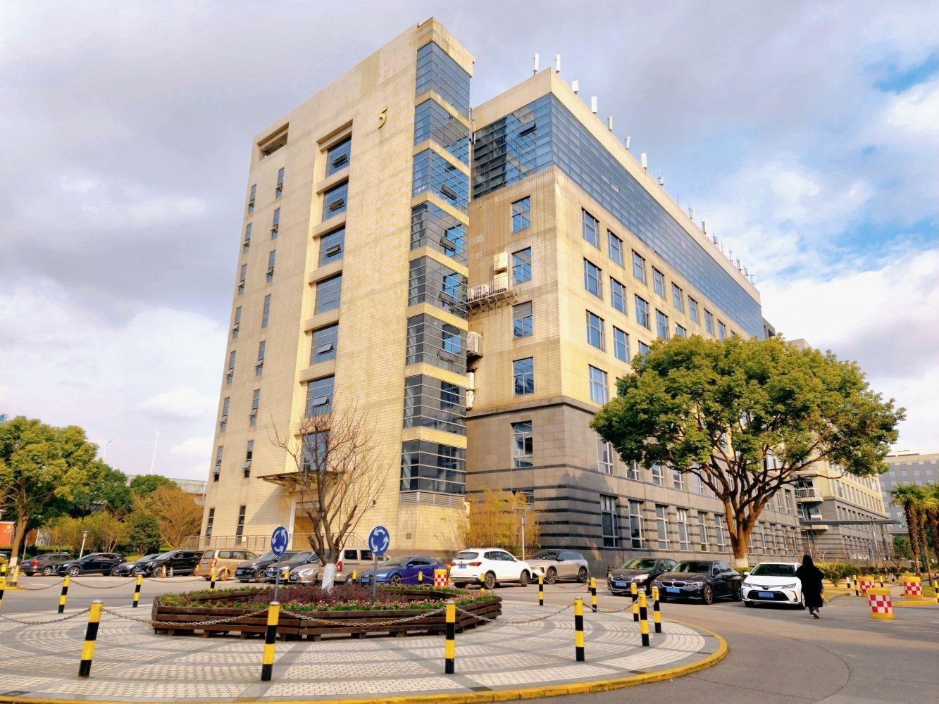 上海张江集电港二手房房源图片